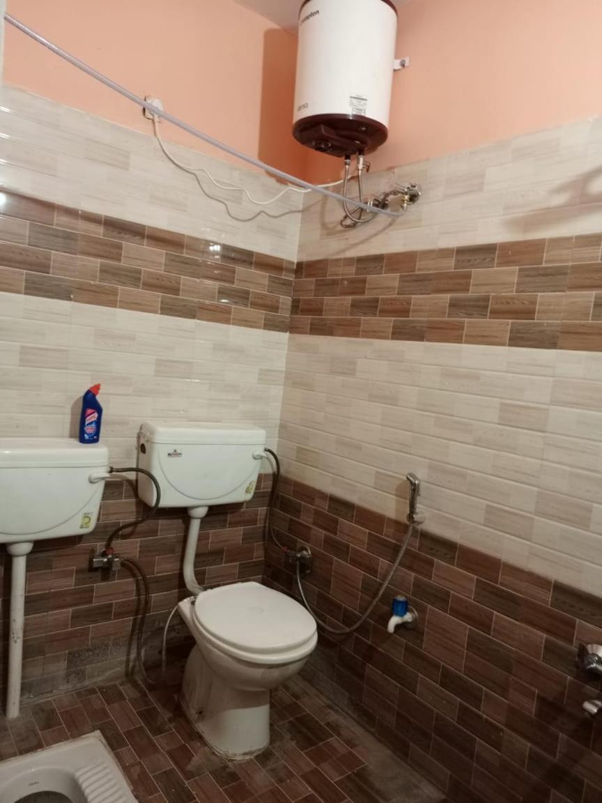 Shri Niwas Homestay Ayodhya Εξωτερικό φωτογραφία